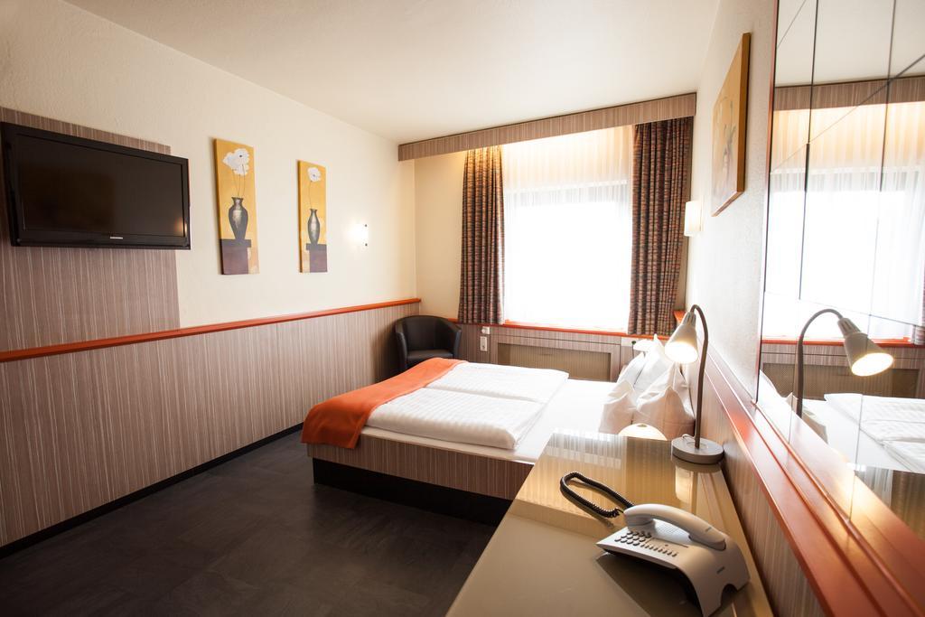 Trip Inn Hotel Ariane Colonia Esterno foto