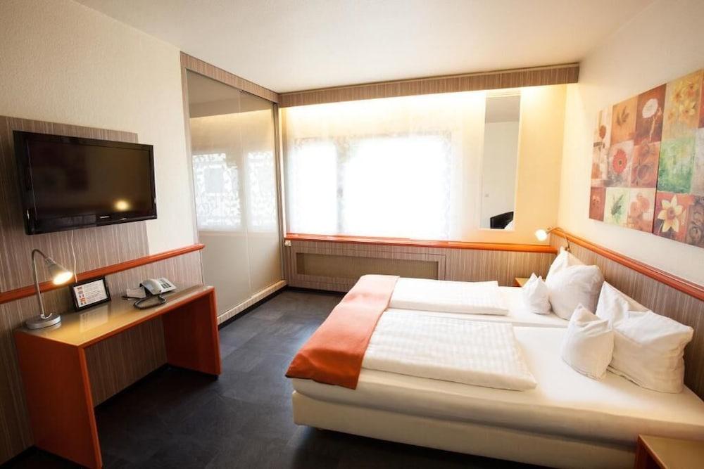 Trip Inn Hotel Ariane Colonia Esterno foto