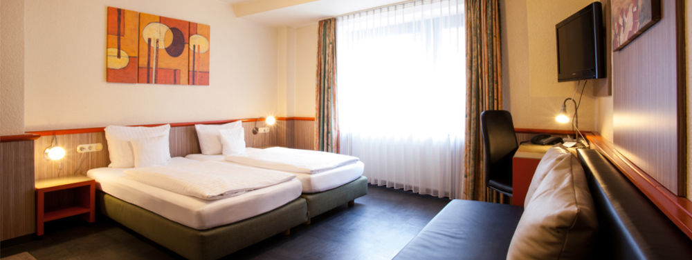 Trip Inn Hotel Ariane Colonia Esterno foto